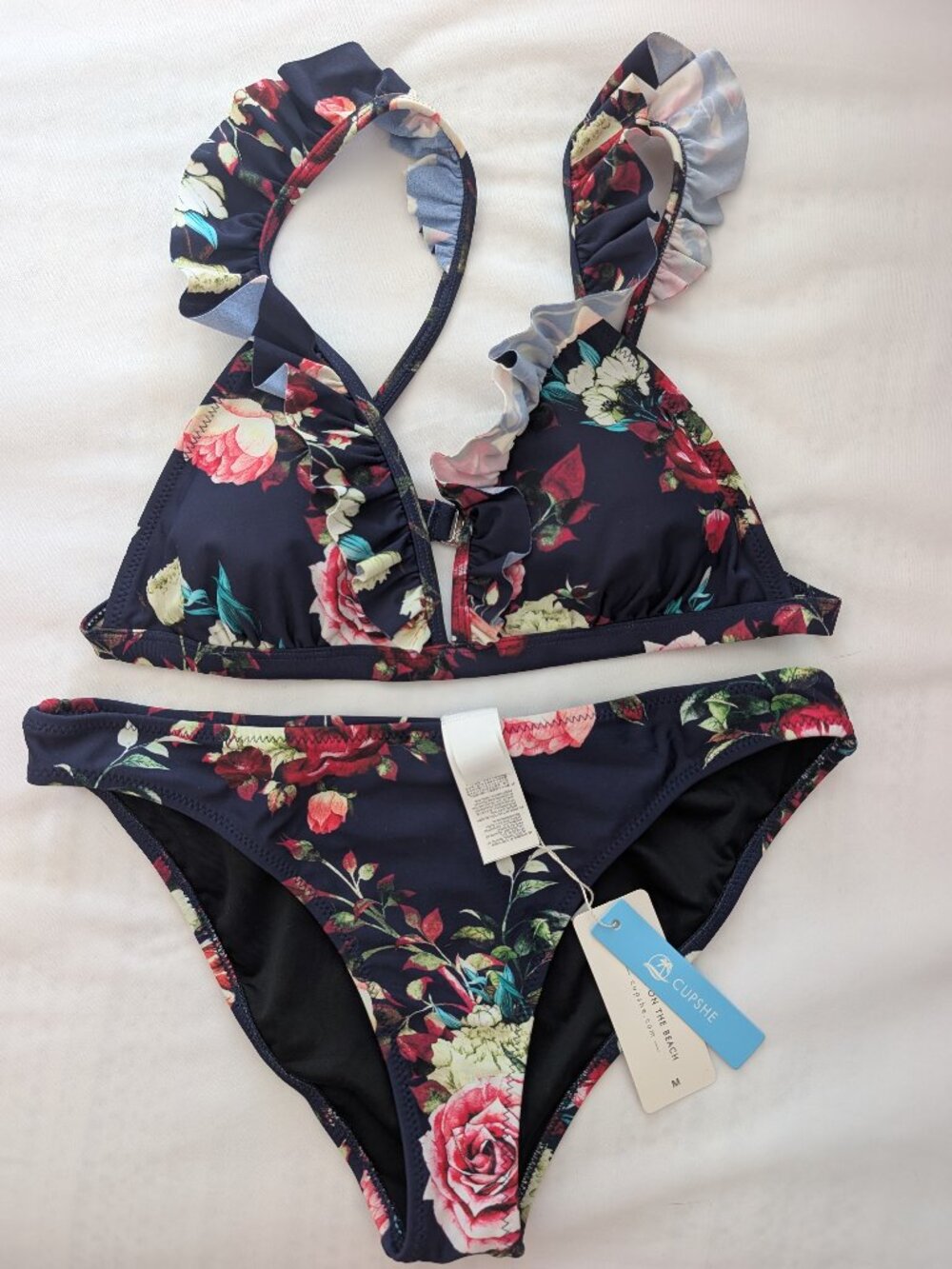 NWT Navy & Floral Cupshe Bikini Set (Size M)